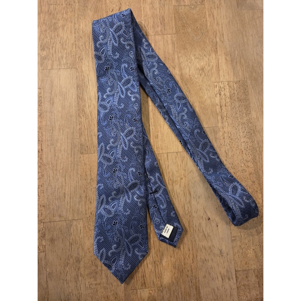 Joseph Abboud blue paisley tie